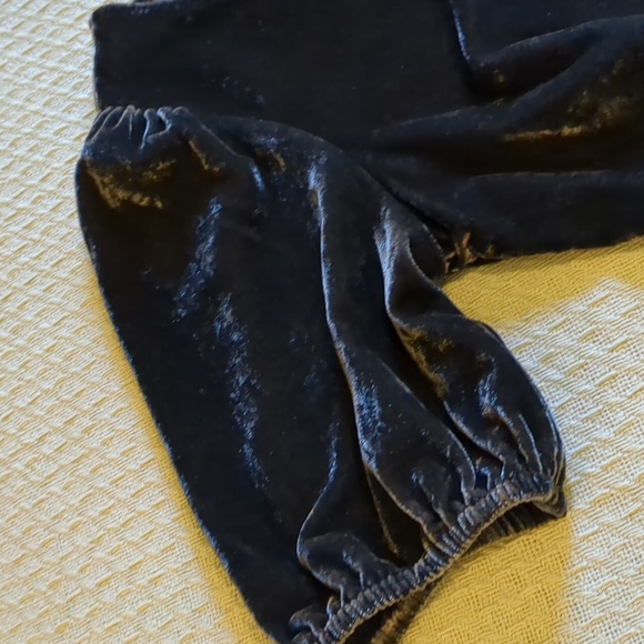 🎄LOFT velvet/valour top! - Picture 7 of 8